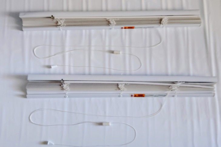 (2) Wt Cordless Room Darkening Vinyl Blinds w/2 in. Slats - 33 in. W x 64 in.