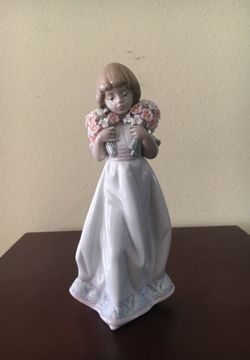 Lladro: Spring Boquet