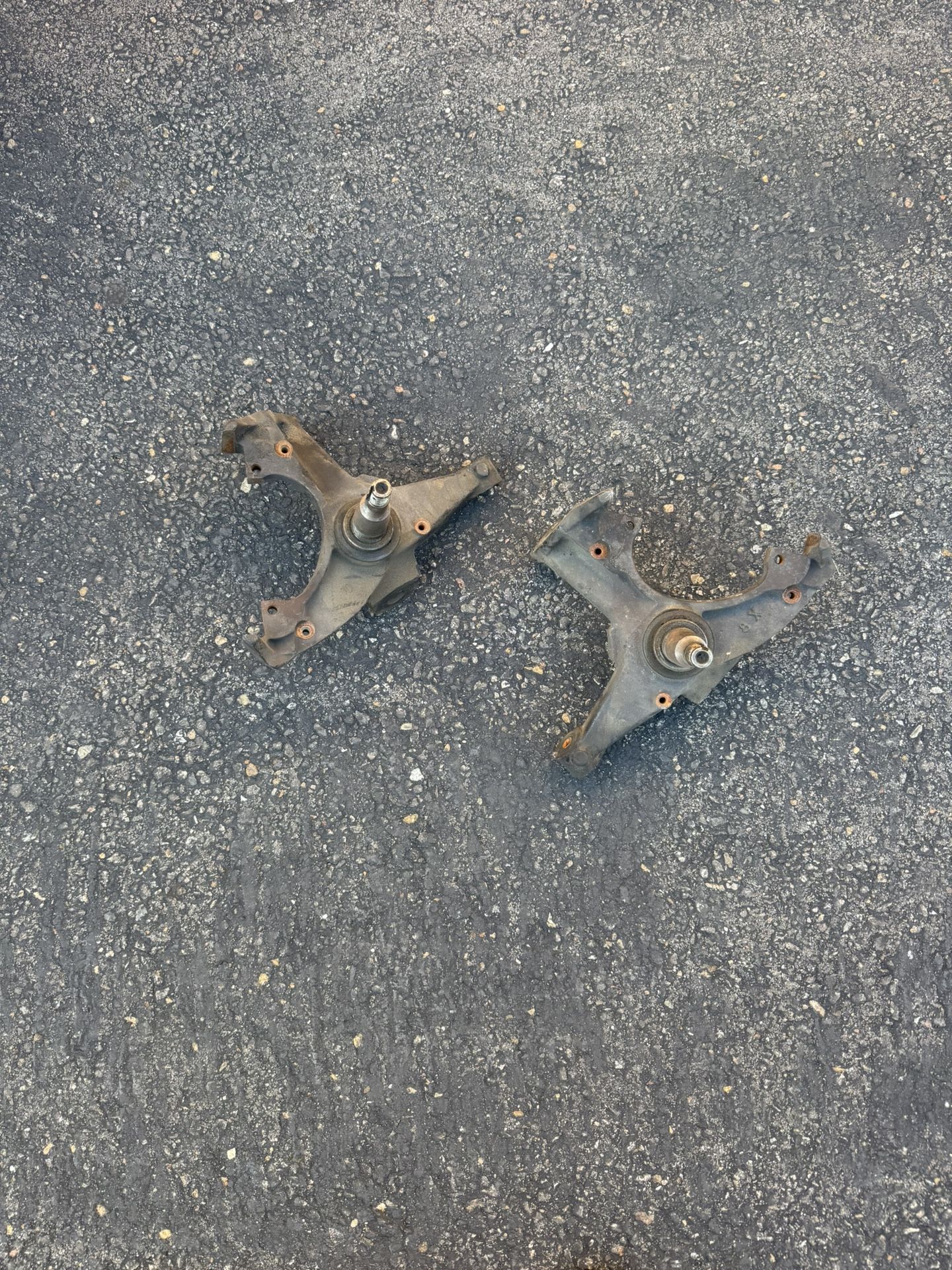 1998 Chevy Silverado Spindles