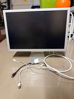 Apple Cinema HD Display (Aluminum) w/ DVI-to-HDMI Adapter & Power Supply