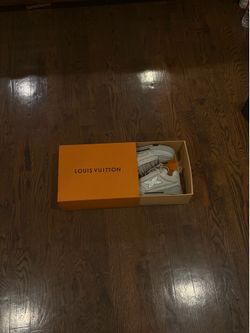 Louis Vuitton Skates- Grey/42