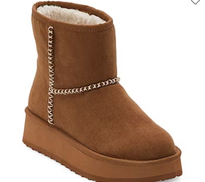 Women's Boots Size 9 New