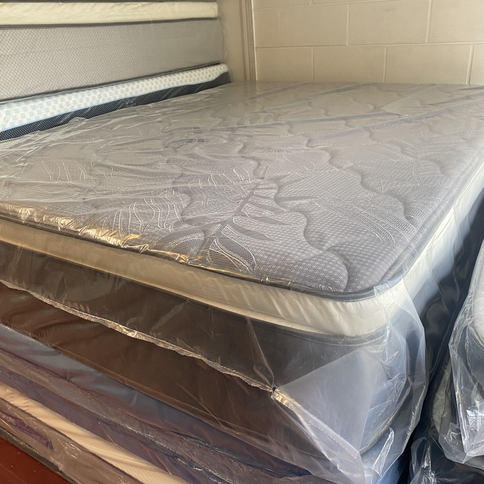 Queen Size Mattress Pillow Top 14” Inches Thick Excellent Comfort Also Available: Twin, Full And King New From Factory Delivery Available