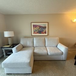 Like NEW!! Ashley’s Furniture Sectional Sofa - Light Grey