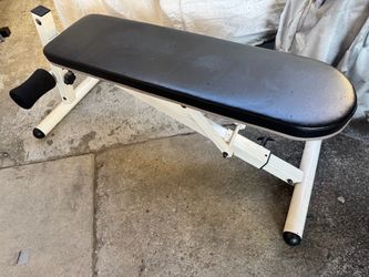 Adjustable Weight Bench with Leg Roller