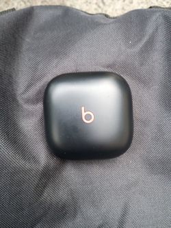 BEATS BY DR. DRE FIT PRO TRUE WIRELESS EARBUDS - BLACK