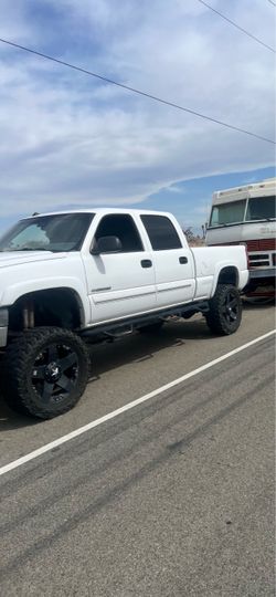 Lifted 2003 Silverado 2500hd