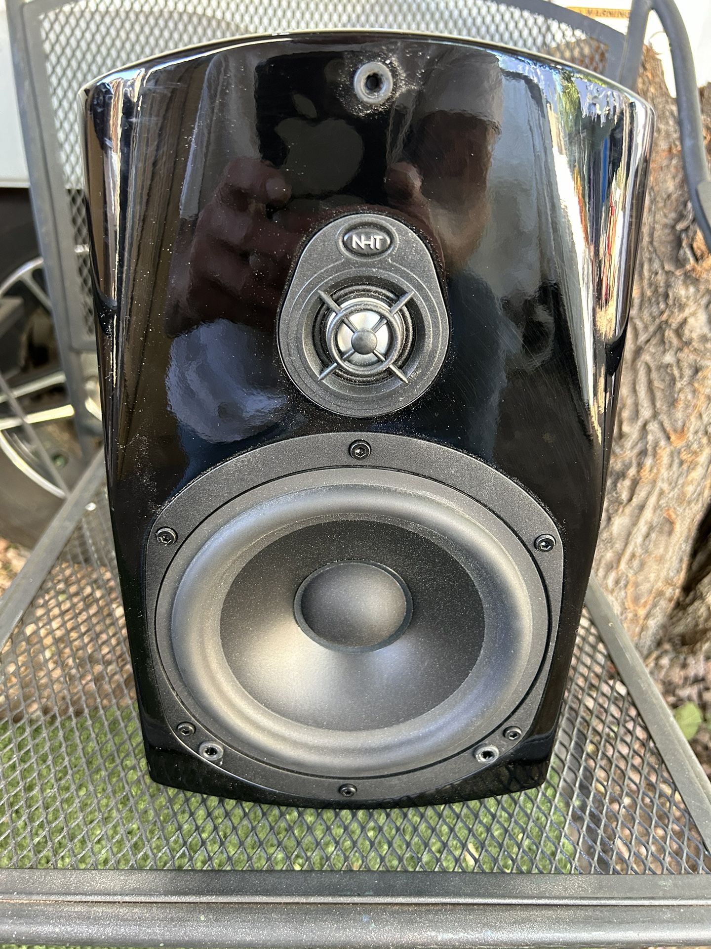 NHT model Two Speaker
