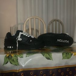  Louis Vuitton Trainer 'Embossed Monogram - Black'