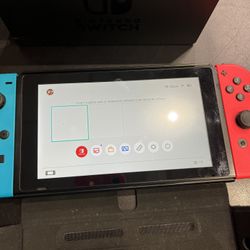 Nintendo Switch (841631-1)