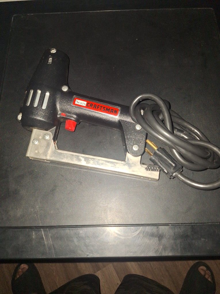 Craftsman Staplegun (Vintage,,electric)
