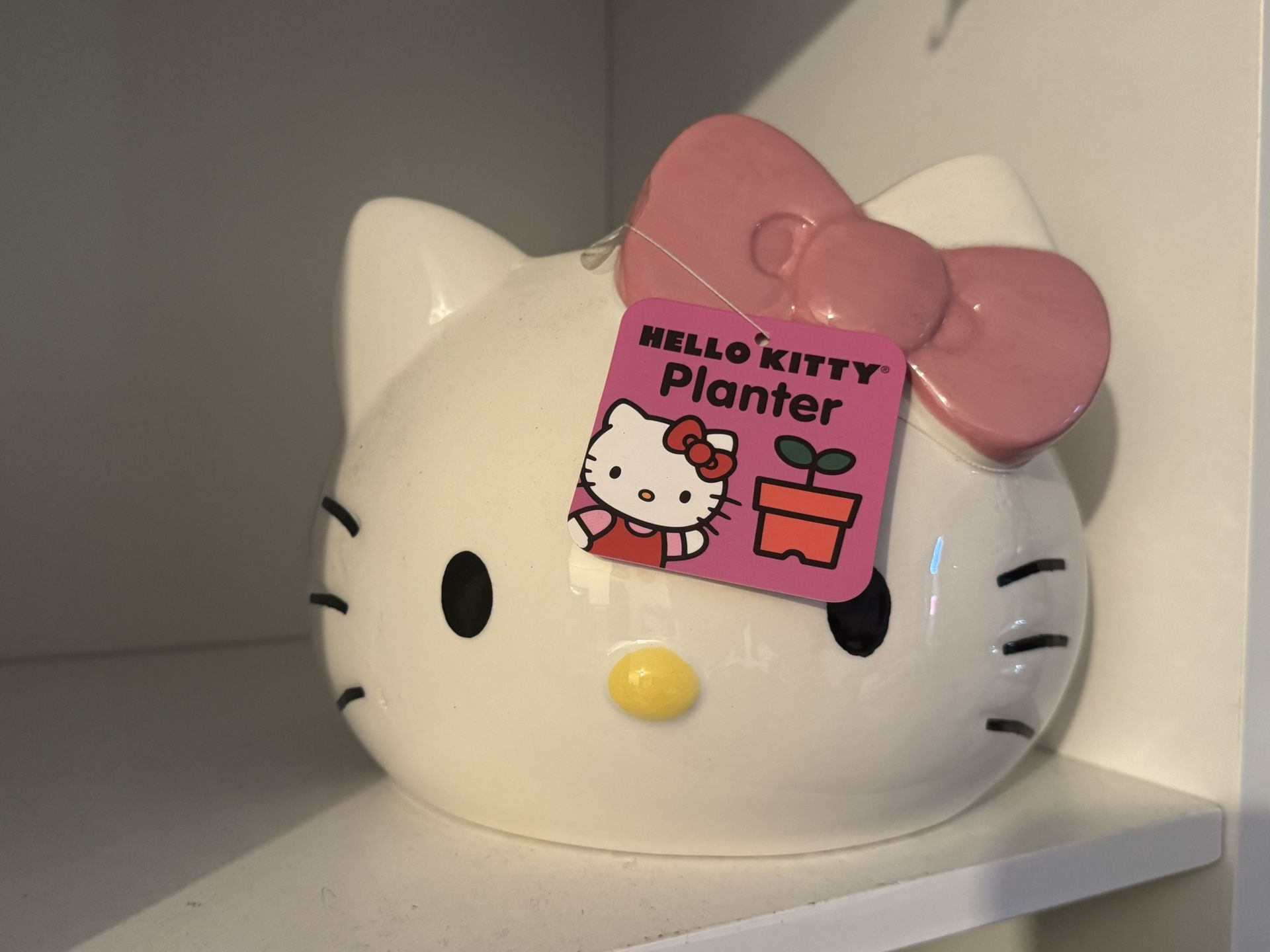 Hello Kitty Large Ceramic Hand Painted Planter Pot W/ Pink Bow