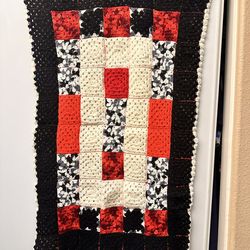 Vintage Handmade Crocheted Granny Square Throw Lap Blanket 48”x28”