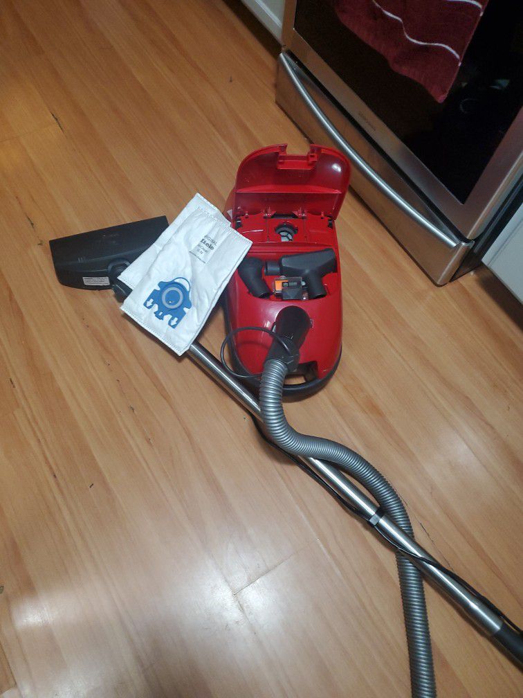Miele C1 Powerline vacuum cleaner Red Classic. 