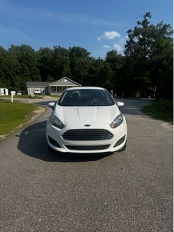 2017 Ford Fiesta