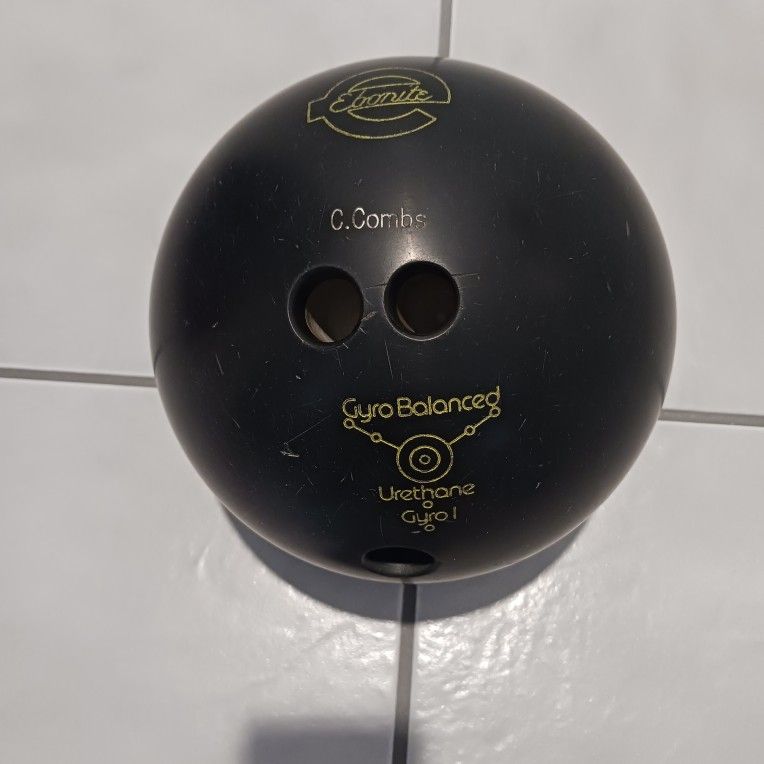 Ebonite Gyro I Gyrobalanced Urethane Bowling Ball