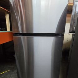 LG 18 Cubic Refrigerator *stainless 