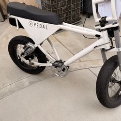 Pedal Core 2.0 Bike