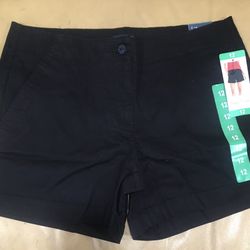NWT Nautica Black  Twill, Mid Rise Shorts Size 12qq