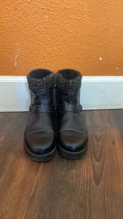 Kids boots, 8.