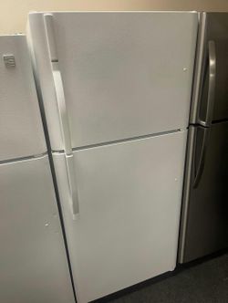 White Top Mount Refrigerator Energy Efficient