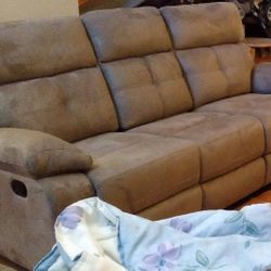 Free Fixer Upper Sofa Couch With 2 Recliners