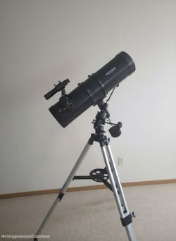 Solomark Reflector Telescope with Tripod