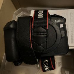 Canon EOS R 