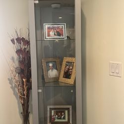 Glass Shelves With Lights