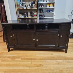 Black Wooden TV Entertainment 60x19x29" Console Table