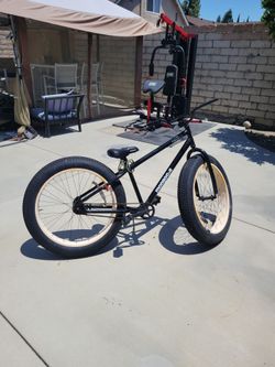 Black Mongoose Dolomite fat tire mountain bike for Sale