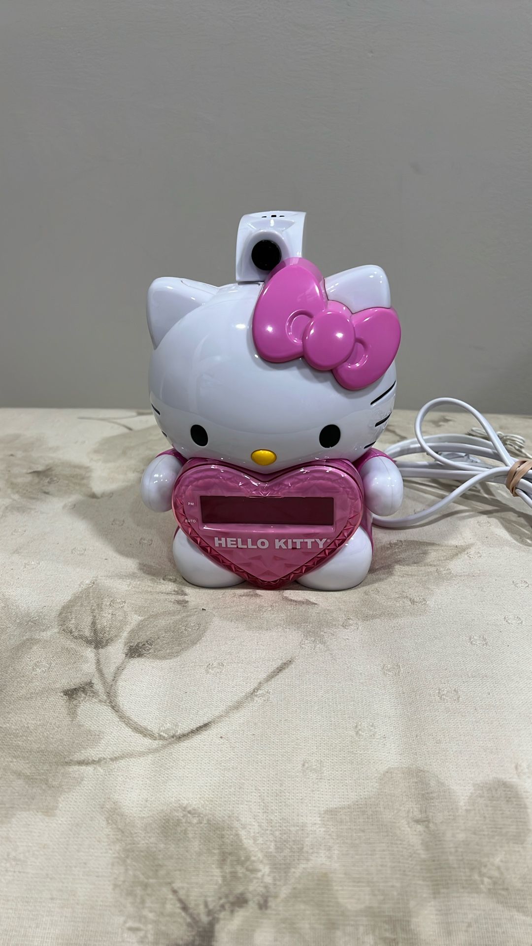 Hello Kitty Radio/Alarm Projector