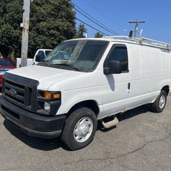 2008 Ford e250 Van We