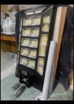 Brand NEW  Big 10000 WATTS.   Solar Street Light Outdoor waterproof for commercial or home