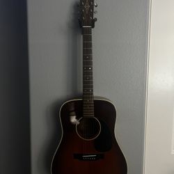 Alverez Guitar 
