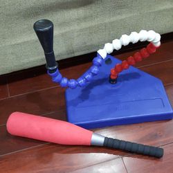 Franklin Adjustable Tee Ball & Bat (Ball Not Included)