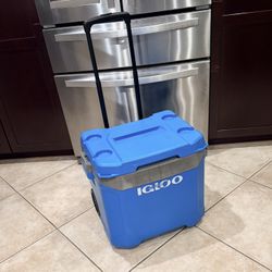 Igloo  60-qt. Wheeled Coole