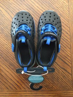 NWT London Fog boys sandals size 8