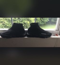 Balenciaga speed runners