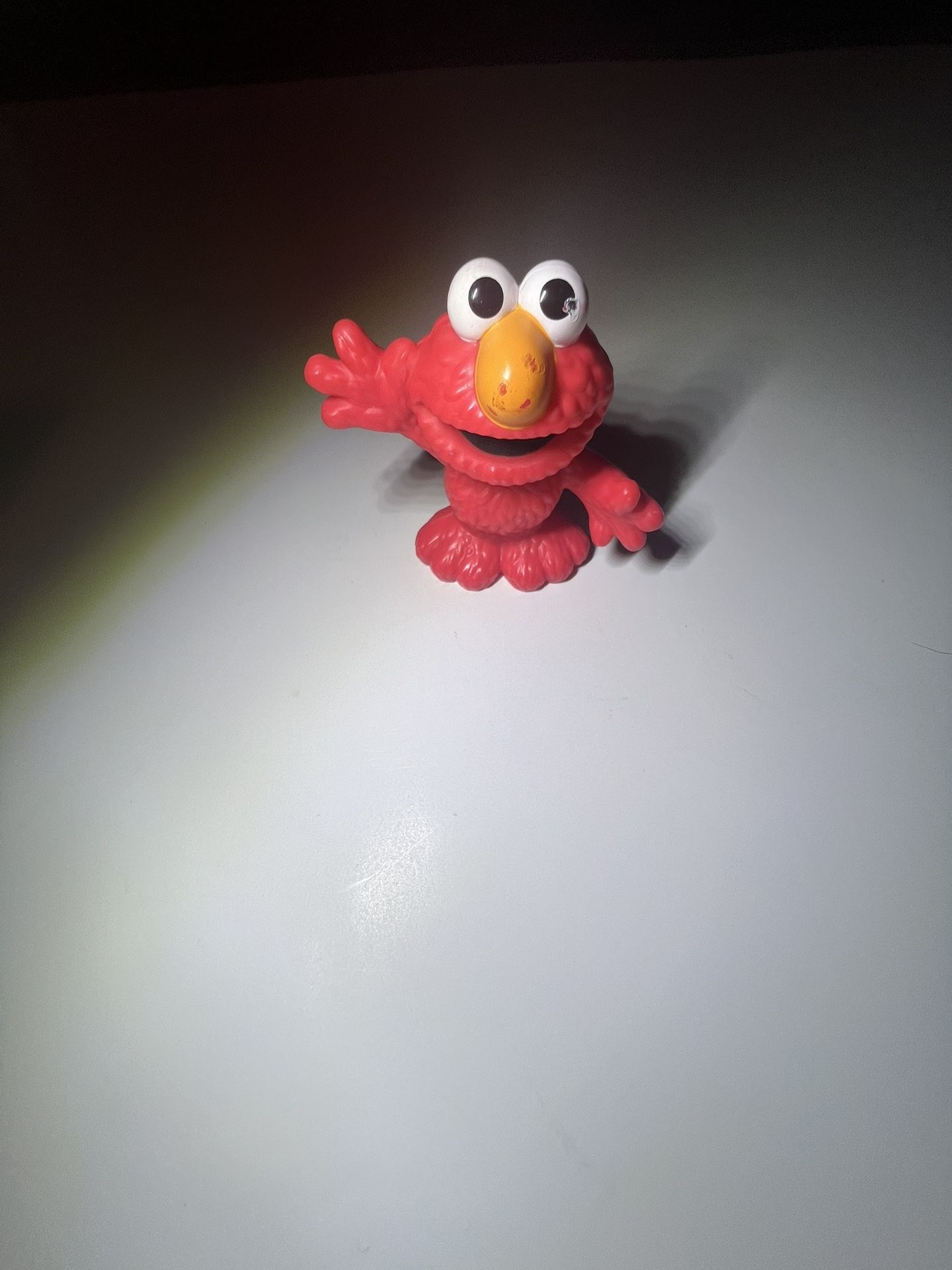 Hasbro Sesame Street Workshop Elmo 3" Figure Cake Topper 2010
