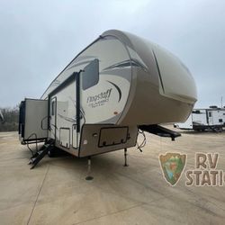 Used 2017 Forest River RV Flagstaff 8528IKWS *In House Finance*