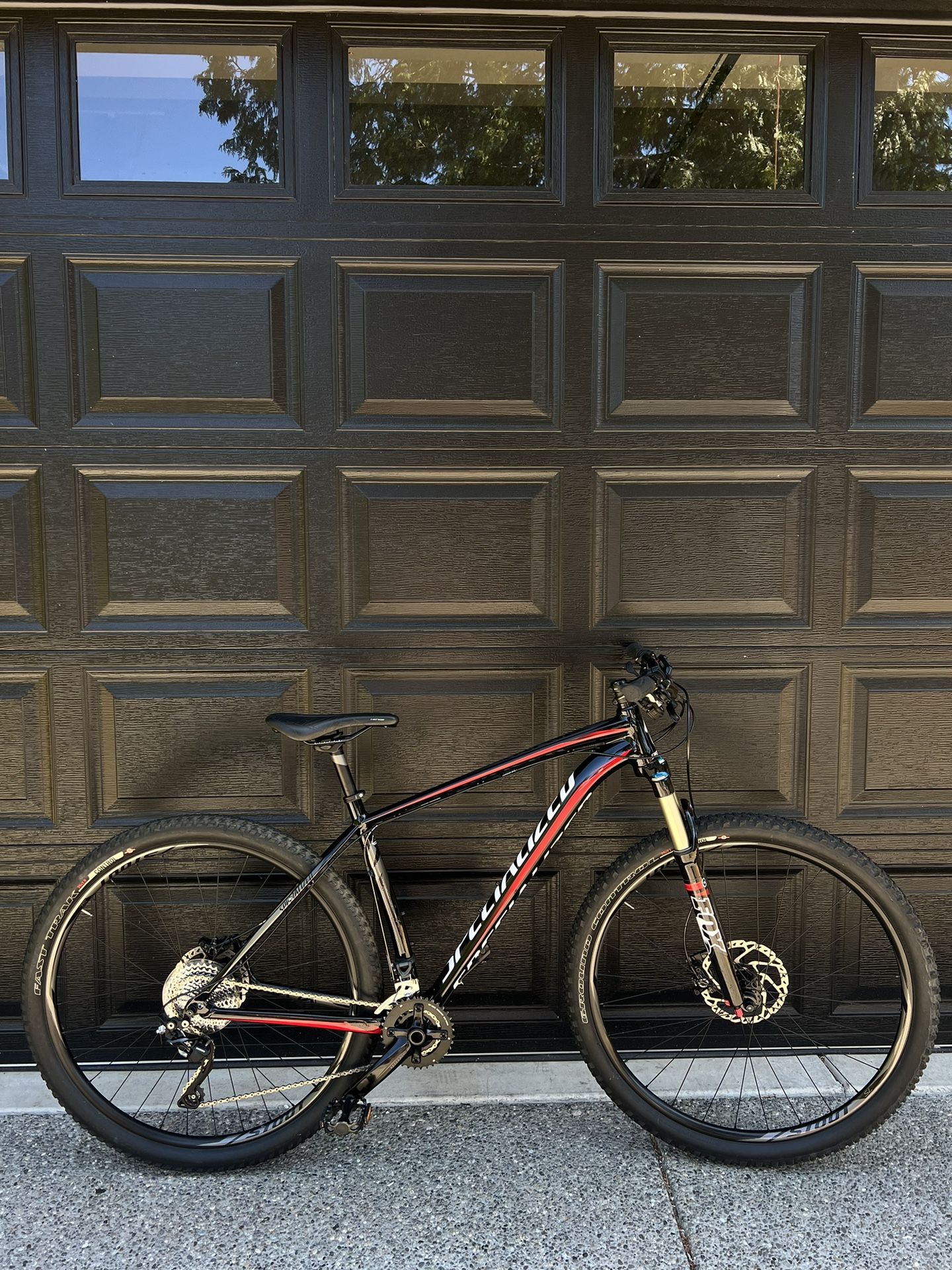 Specialized Crave Pro Mountain Bike 29”