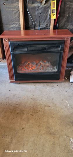 Electric Fireplace Heater with Wood Mantel