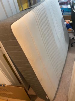 Gently used Full Mattress