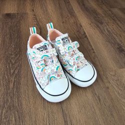 Little Girl Converse Size 9