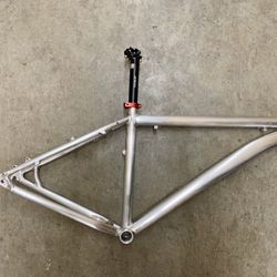 17” Specialized hardtail frame