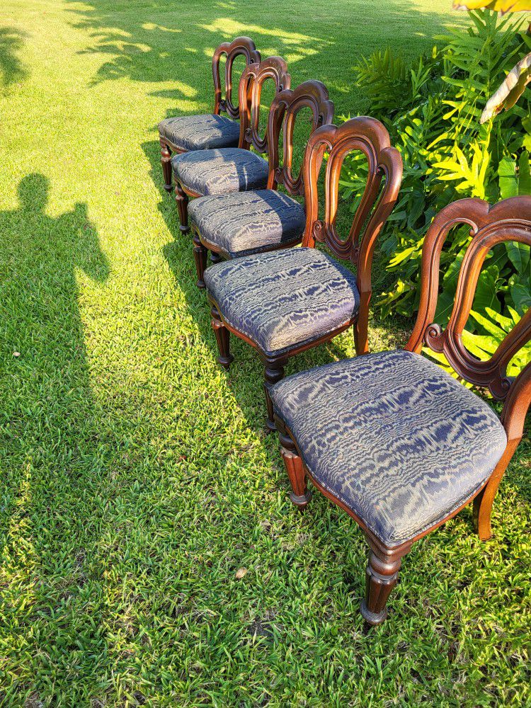 5 Antique Chair