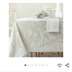 Benson Mills Harmony Scroll Woven Damask Fabric
Tablecloth, Everyday, Parties, Special Occasions, Weddings
and Holiday Table Cloth (60" X 144" Rectang