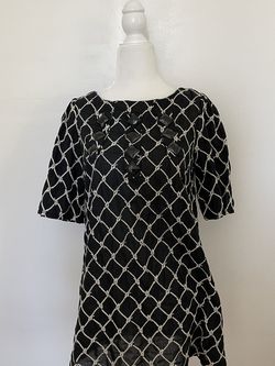 Romeo & Juliet Couture Black & White Shift Dress