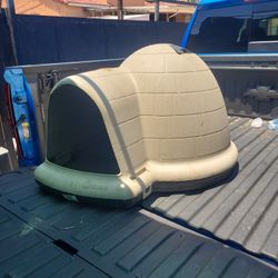 Dog House 30$